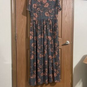 Floral Maxi Dress - Gray and Pink